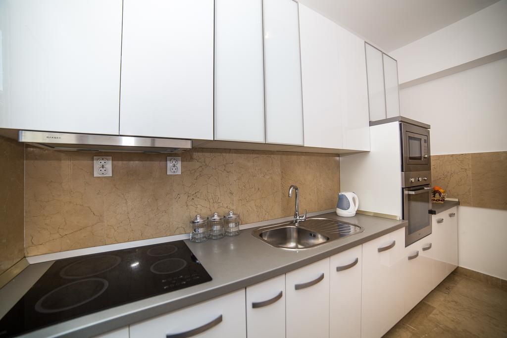 Holiday Home White House بودْسْتغانا المظهر الخارجي الصورة